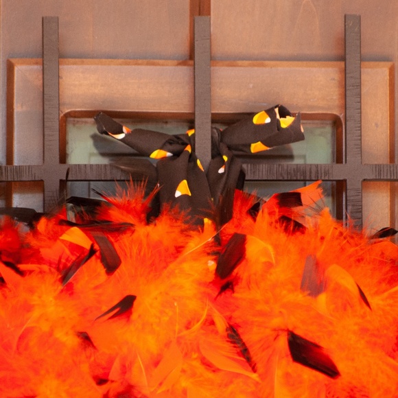 Orange & Black Halloween Feather Fall Door Wreath Trick or Treat Party Decor - Picture 2 of 4